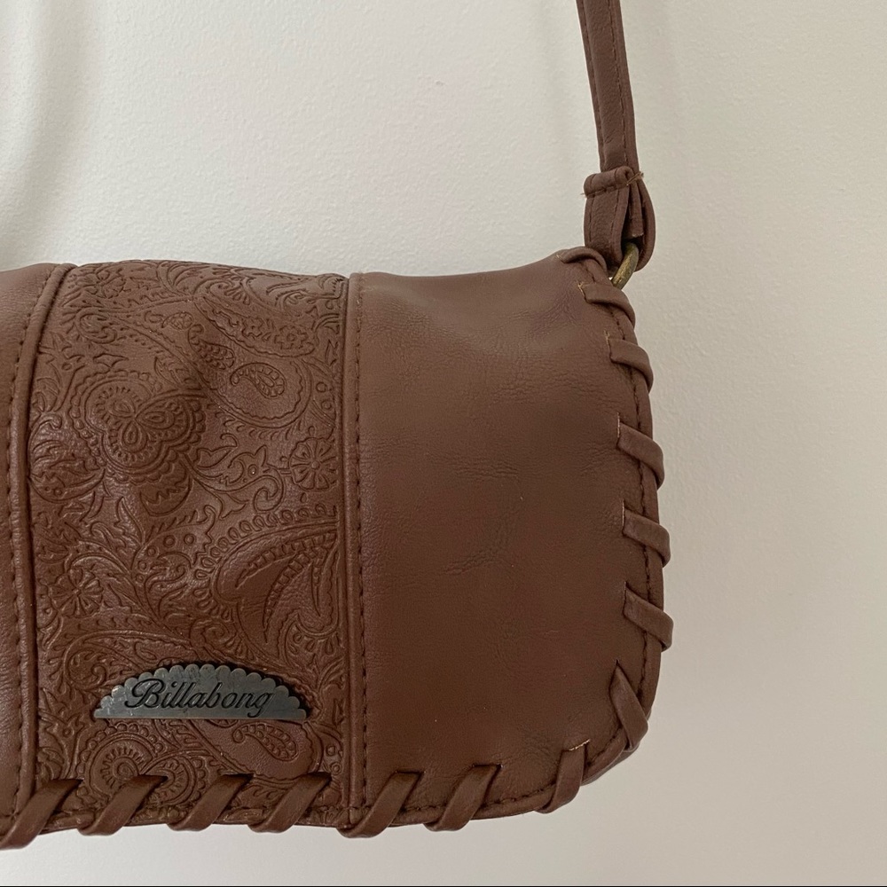 BILLABONG small tan crossbody shoulder bag - Picture 3 of 13